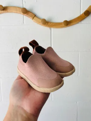Pink Voyageur Slip Ons, size C3